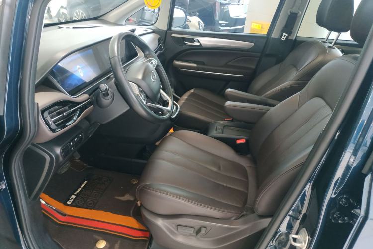 Used GAC Trumpchi M6 2019 270T DCT Prestige Edition (7-seater) China VI Left Front Seat