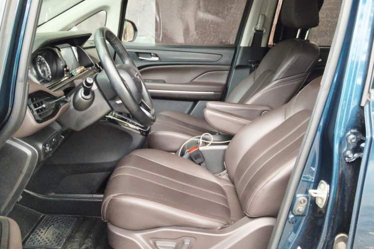 Used GAC Trumpchi M6 2019 270T Automatic Luxury Edition (7-seater) China V Standard Left Front Seat