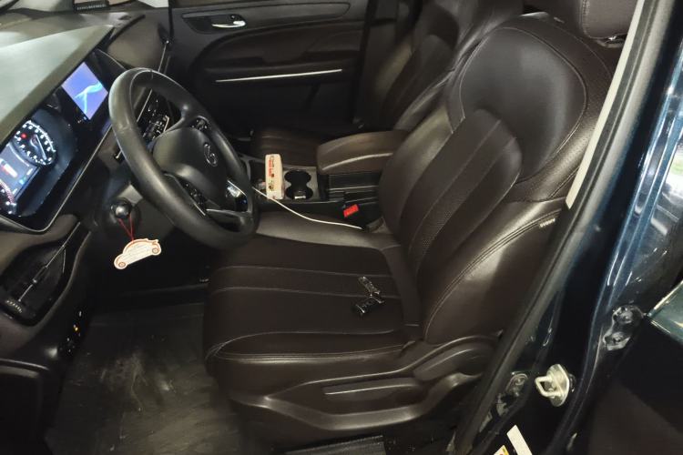 Used GAC Trumpchi M6 2019 270T DCT Luxury Edition (7-seater) China VI Left Front Seat