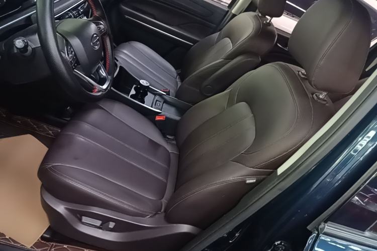 Used GAC Trumpchi M6 2019 270T DCT Luxury Edition (6-seater) China VI Left Front Seat