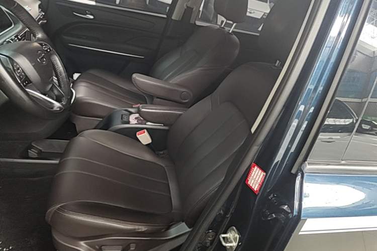 Used GAC Trumpchi M6 2019 270T DCT Luxury Edition (7-seater) China VI Left Front Seat