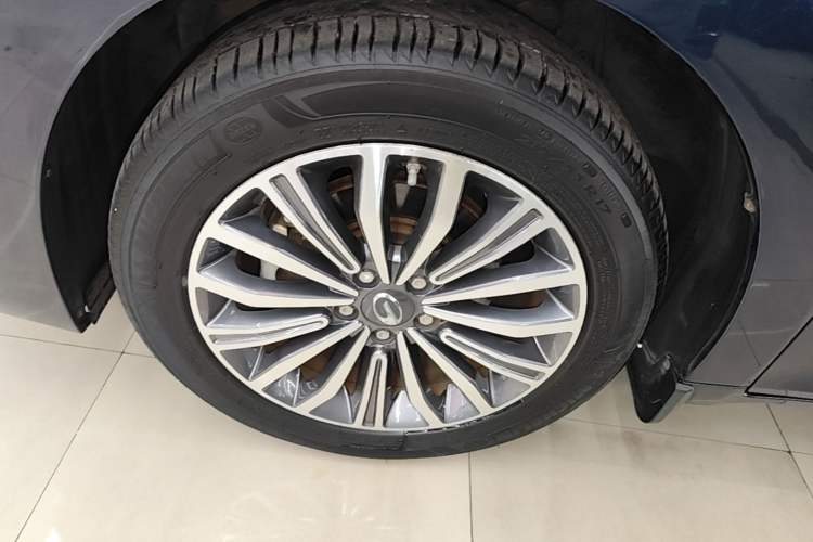 Used GAC Trumpchi M6 2019 270T DCT Luxury Edition (7-seater) China VI Left Front Wheel Hub