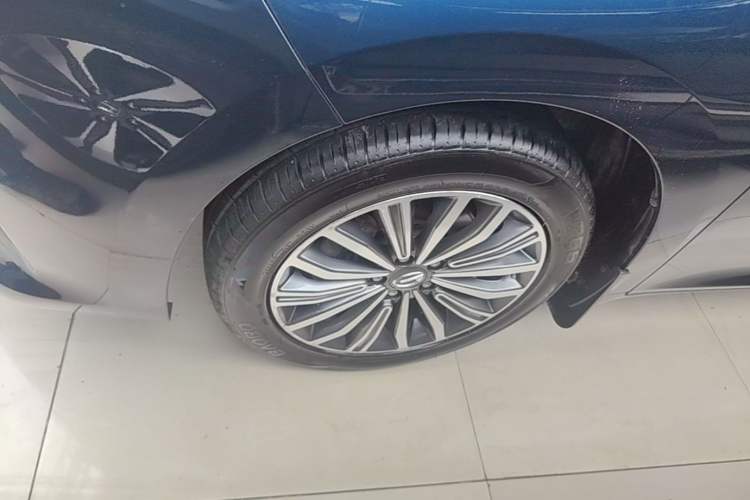 Used GAC Trumpchi M6 2019 270T DCT Luxury Edition (6-seater) China VI Left Front Wheel Hub