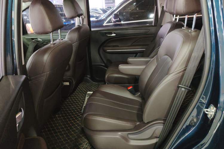 Used GAC Trumpchi M6 2019 270T DCT Luxury Edition (6-seater) China VI Left Rear Seat