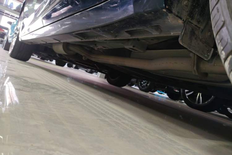 Used GAC Trumpchi M6 2019 270T DCT Luxury Edition (6-seater) China VI Left Side Sill