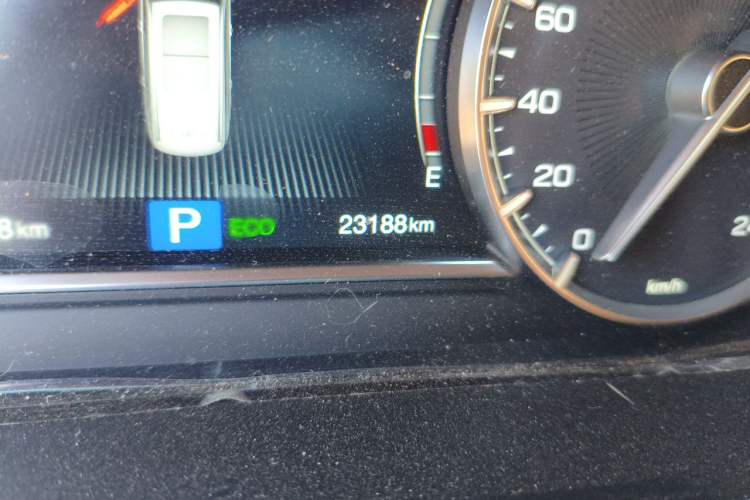 Used GAC Trumpchi M6 2019 270T DCT Luxury Edition (7-seater) China VI Odometer Close Up