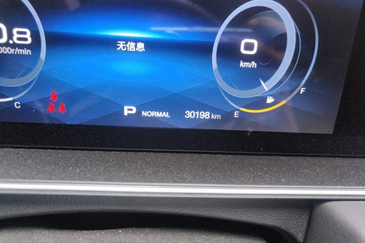 Used GAC Trumpchi M6 2019 270T DCT Prestige Edition (7-seater) China VI Odometer Close Up