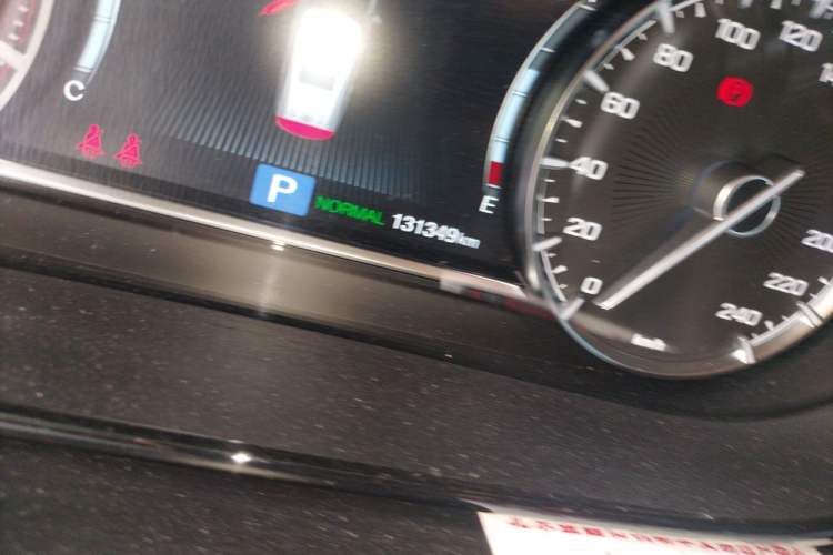 Used GAC Trumpchi M6 2019 270T DCT Luxury Edition (7-seater) China VI Odometer Close Up