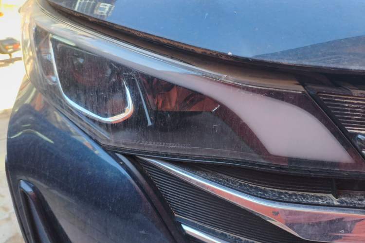 Used GAC Trumpchi M6 2019 270T DCT Luxury Edition (7-seater) China VI Right Front Headlight