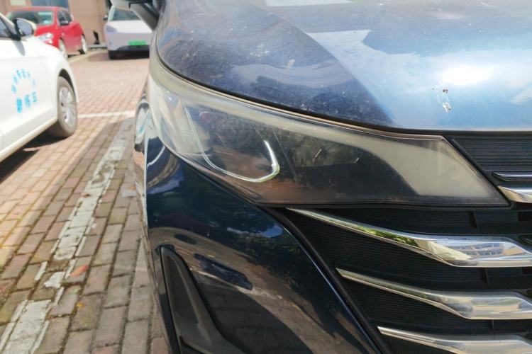 Used GAC Trumpchi M6 2019 270T DCT Luxury Edition (7-seater) China VI Right Front Headlight