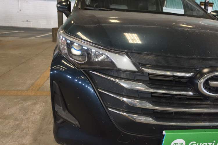 Used GAC Trumpchi M6 2019 270T DCT Luxury Edition (7-seater) China VI Right Front Headlight