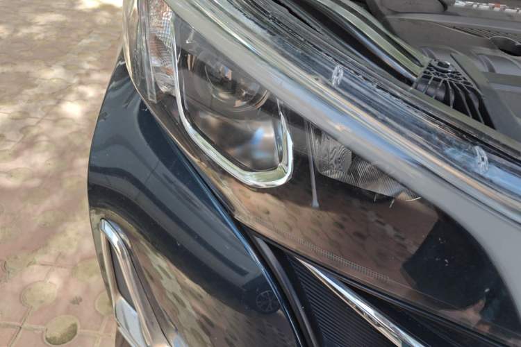 Used GAC Trumpchi M6 2019 270T Automatic Prestige Edition (6-seater) - China V Standard Right Front Headlight