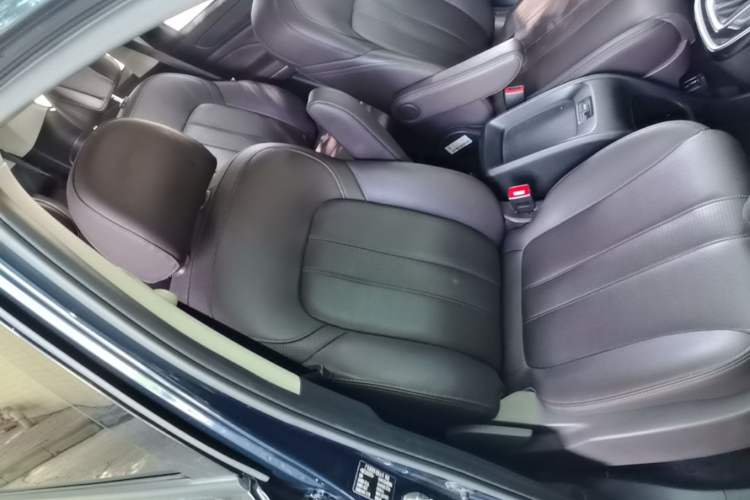 Used GAC Trumpchi M6 2019 270T DCT Luxury Edition (6-seater) China VI Right Front Seat