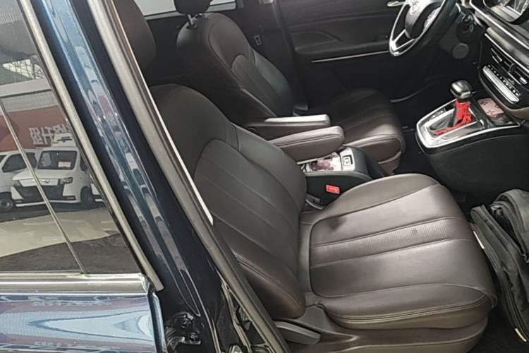 Used GAC Trumpchi M6 2019 270T DCT Luxury Edition (7-seater) China VI Right Front Seat