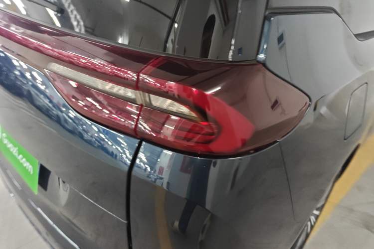 Used GAC Trumpchi M6 2019 270T DCT Prestige Edition (6-Seater) China VI Right Rear Taillight
