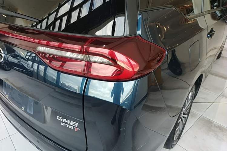 Used GAC Trumpchi M6 2019 270T DCT Prestige Edition (7-seater) China VI Right Rear Taillight