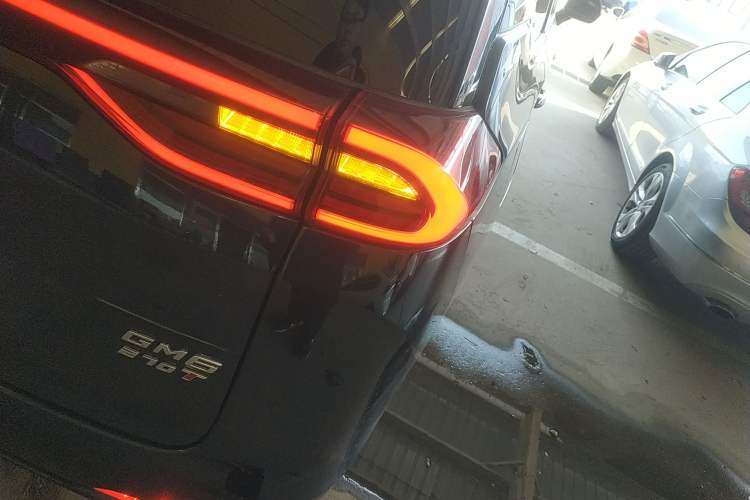 Used GAC Trumpchi M6 2019 270T DCT Prestige Edition (7-seater) China VI Right Rear Taillight