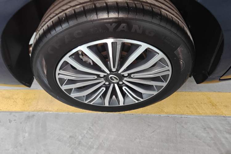Used GAC Trumpchi M6 2019 270T DCT Prestige Edition (6-Seater) China VI Right Rear Wheel Hub