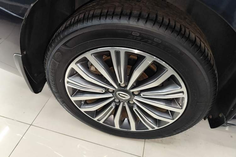 Used GAC Trumpchi M6 2019 270T DCT Luxury Edition (7-seater) China VI Right Rear Wheel Hub