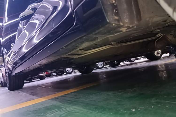 Used GAC Trumpchi M6 2019 270T DCT Luxury Edition (6-seater) China VI Right Side Sill