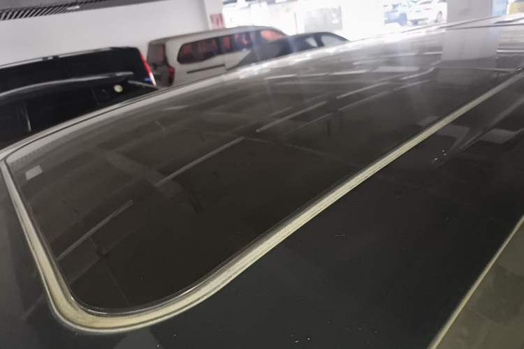 Used GAC Trumpchi M6 2019 270T DCT Prestige Edition (7-seater) China VI Roof