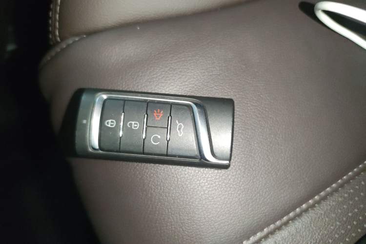 Used GAC Trumpchi M6 2019 270T DCT Luxury Edition (6-seater) China VI Vehicle Key