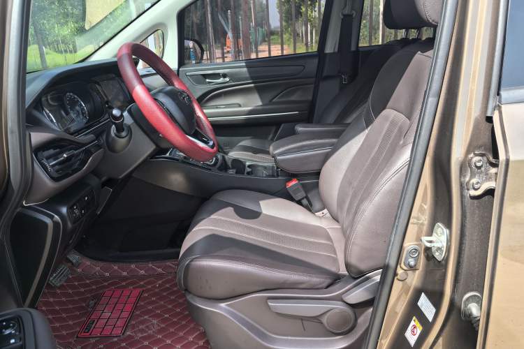 Used GAC Trumpchi M6 2019 270T Automatic Luxury Edition (7-seater) China V Standard Interior 1