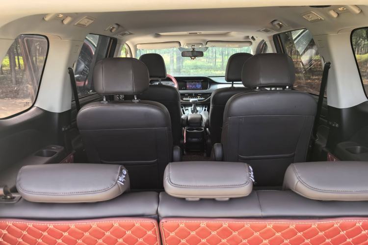 Used GAC Trumpchi M6 2019 270T Automatic Luxury Edition (7-seater) China V Standard Interior 8