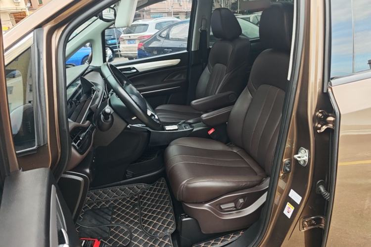 Used GAC Trumpchi M6 2019 270T Automatic Prestige Edition (7-seater) China V Standard Left Front Seat