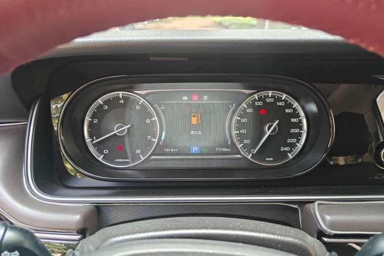 Used GAC Trumpchi M6 2019 270T Automatic Luxury Edition (7-seater) China V Standard Odometer Close Up