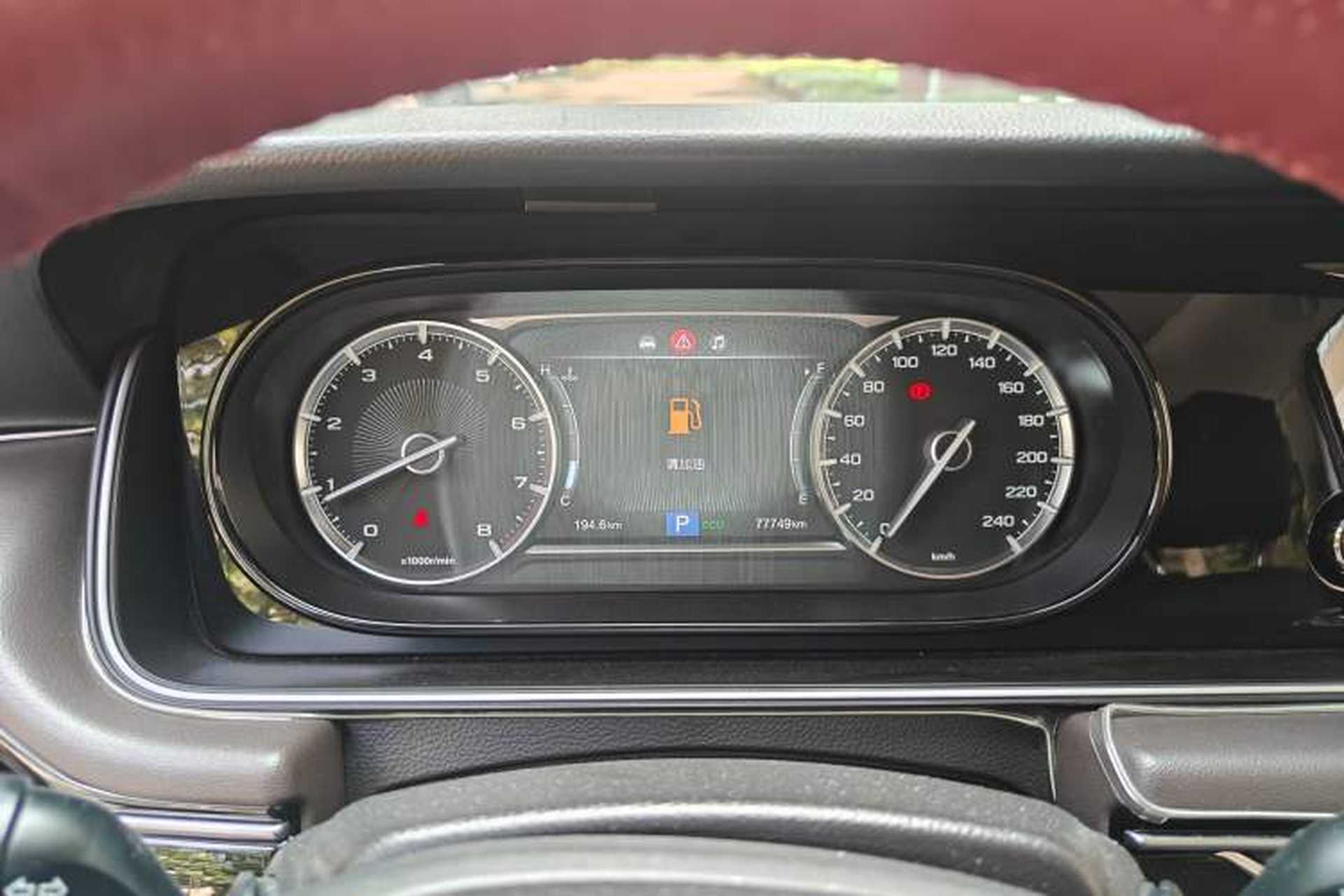 Used GAC Trumpchi M6 2019 270T Automatic Luxury Edition (7-seater) China V Standard Odometer Close Up