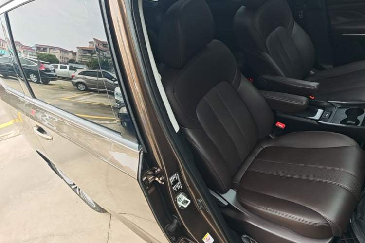 Used GAC Trumpchi M6 2019 270T Automatic Prestige Edition (7-seater) China V Standard Right Front Seat