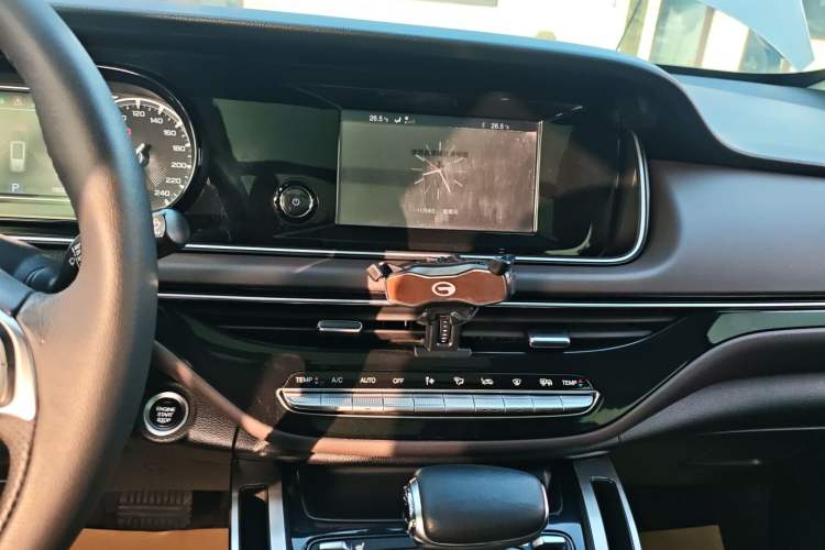 Used GAC Trumpchi M6 2019 270T DCT Luxury Edition (7-seater) China VI Audio And AC Panel