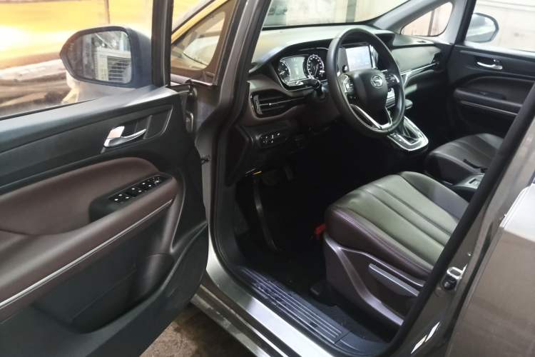 Used GAC Trumpchi M6 2019 270T DCT Luxury Edition (7-seater) China VI Driver Seat
