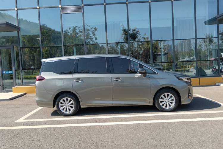 Used GAC Trumpchi M6 2019 270T Automatic Luxury Edition (6-seater) - China V Standard Exterior 2
