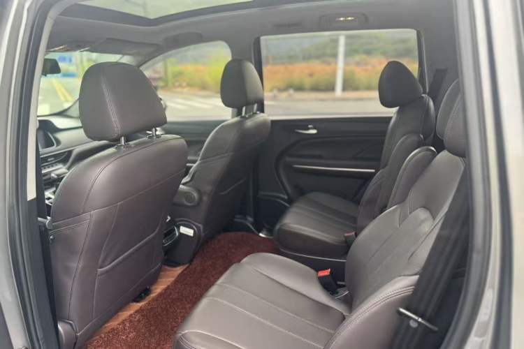 Used GAC Trumpchi M6 2019 270T Automatic Luxury Edition (7-seater) China V Standard Interior 2