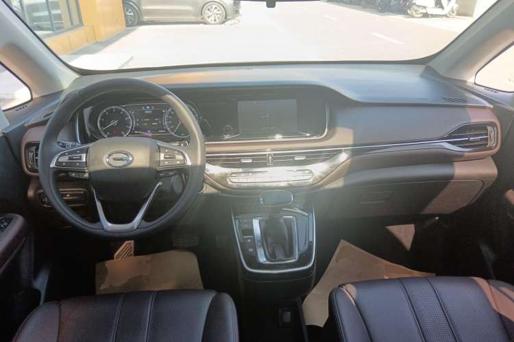 Used GAC Trumpchi M6 2019 270T Automatic Luxury Edition (6-seater) - China V Standard Interior 3