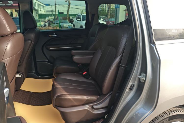 Used GAC Trumpchi M6 2019 270T DCT Luxury Edition (7-seater) China VI Interior 4