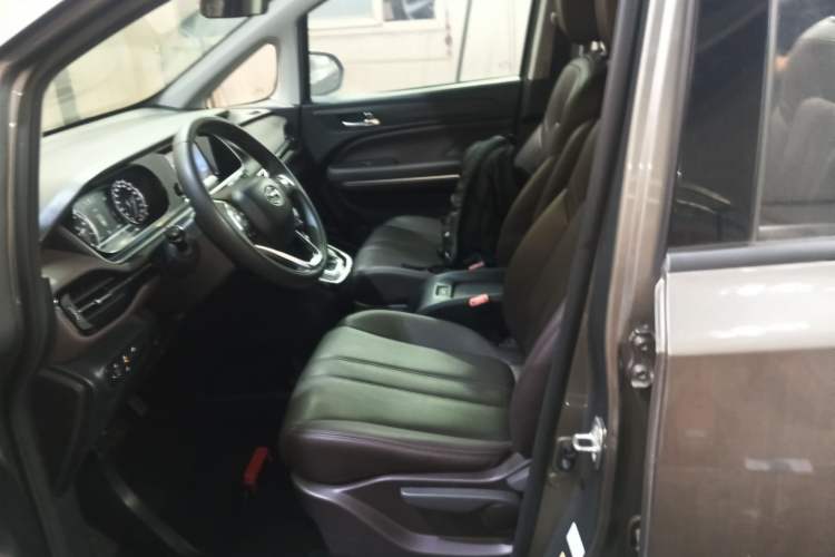 Used GAC Trumpchi M6 2019 270T DCT Luxury Edition (7-seater) China VI Left Front Seat