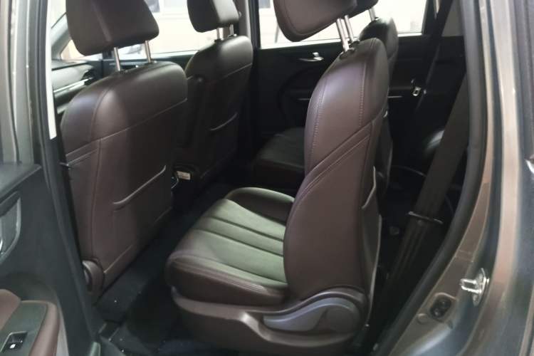 Used GAC Trumpchi M6 2019 270T DCT Luxury Edition (7-seater) China VI Left Rear Seat