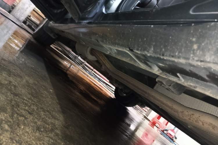 Used GAC Trumpchi M6 2019 270T DCT Luxury Edition (7-seater) China VI Left Side Sill