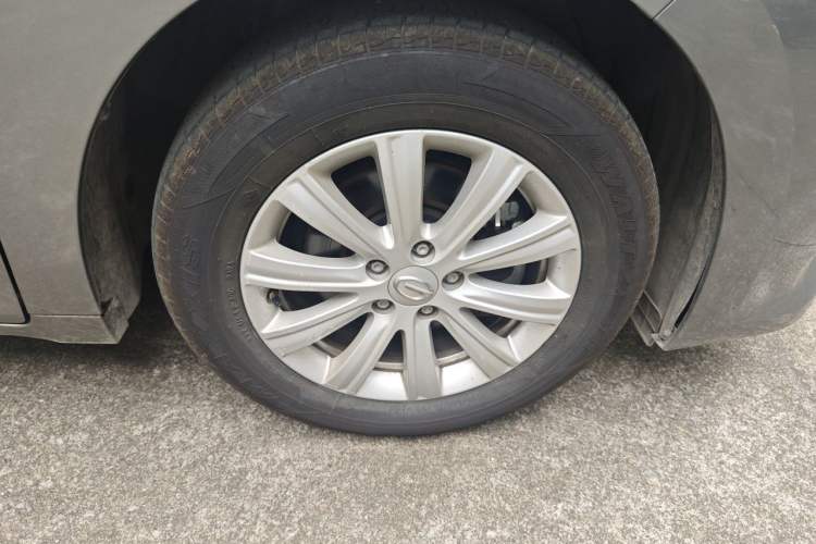 Used GAC Trumpchi M6 2019 270T DCT Luxury Edition (7-seater) China VI Right Front Wheel Hub