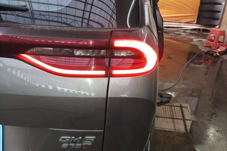 Used GAC Trumpchi M6 2019 270T DCT Luxury Edition (7-seater) China VI Right Rear Taillight