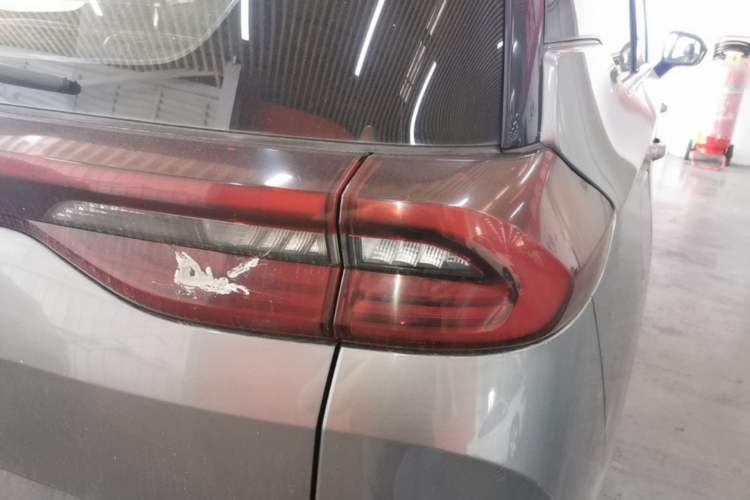 Used GAC Trumpchi M6 2019 270T Automatic Luxury Edition (7-seater) China V Standard Right Rear Taillight