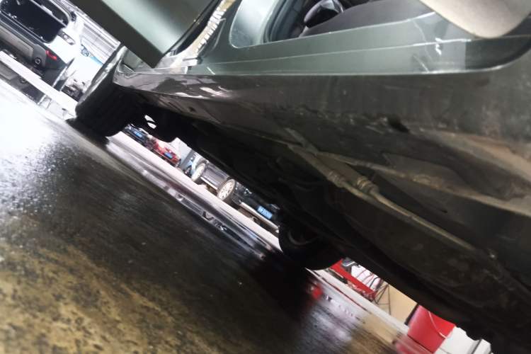 Used GAC Trumpchi M6 2019 270T DCT Luxury Edition (7-seater) China VI Right Side Sill