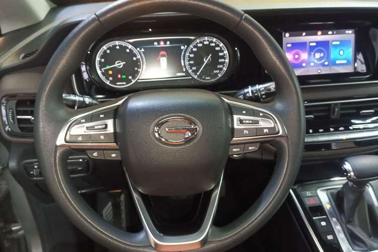 Used GAC Trumpchi M6 2019 270T DCT Luxury Edition (7-seater) China VI Steering Wheel