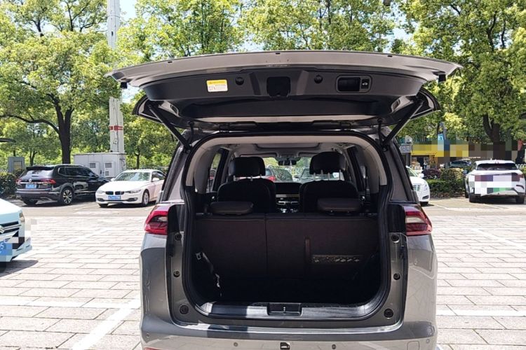 Used GAC Trumpchi M6 2019 270T DCT Prestige Edition (6-Seater) China VI Trunk