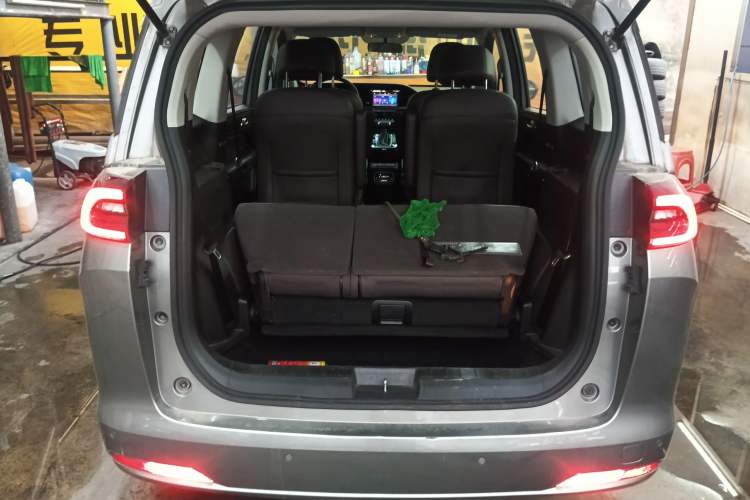 Used GAC Trumpchi M6 2019 270T DCT Luxury Edition (7-seater) China VI Trunk