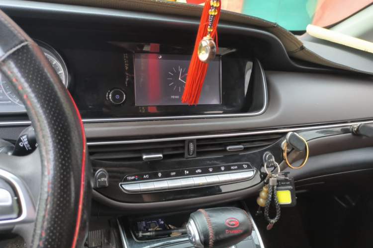 Used GAC Trumpchi M6 2019 270T DCT Luxury Edition (6-seater) China VI Audio And AC Panel