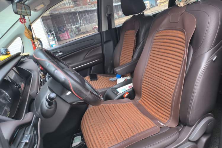 Used GAC Trumpchi M6 2019 270T DCT Luxury Edition (6-seater) China VI Left Front Seat
